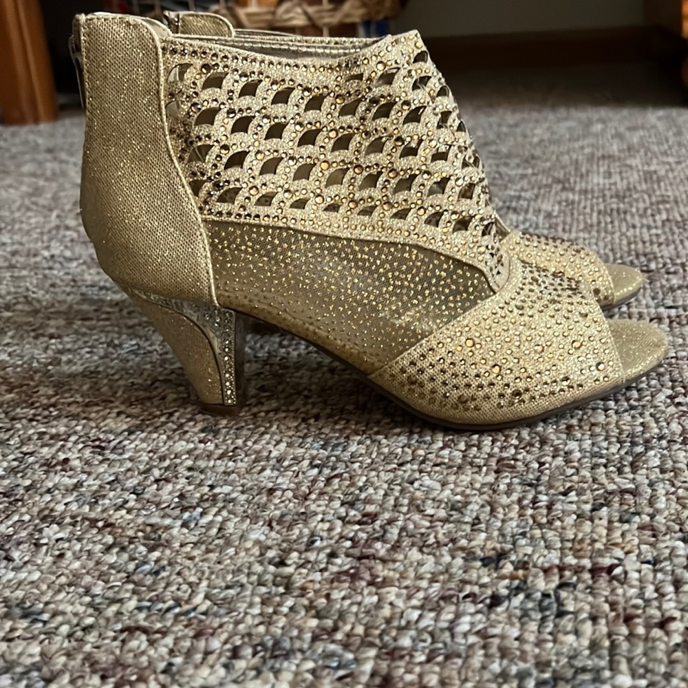 Cute and comfortable heels